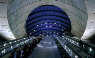 U-Bahnstation CANARY WHARF, London. Architekt: Norman Foster